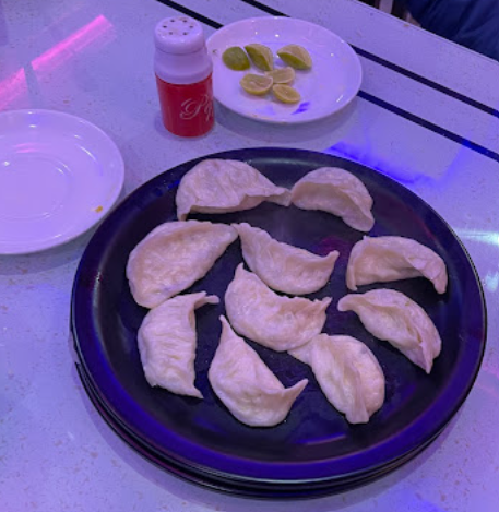 Steamed momos plate